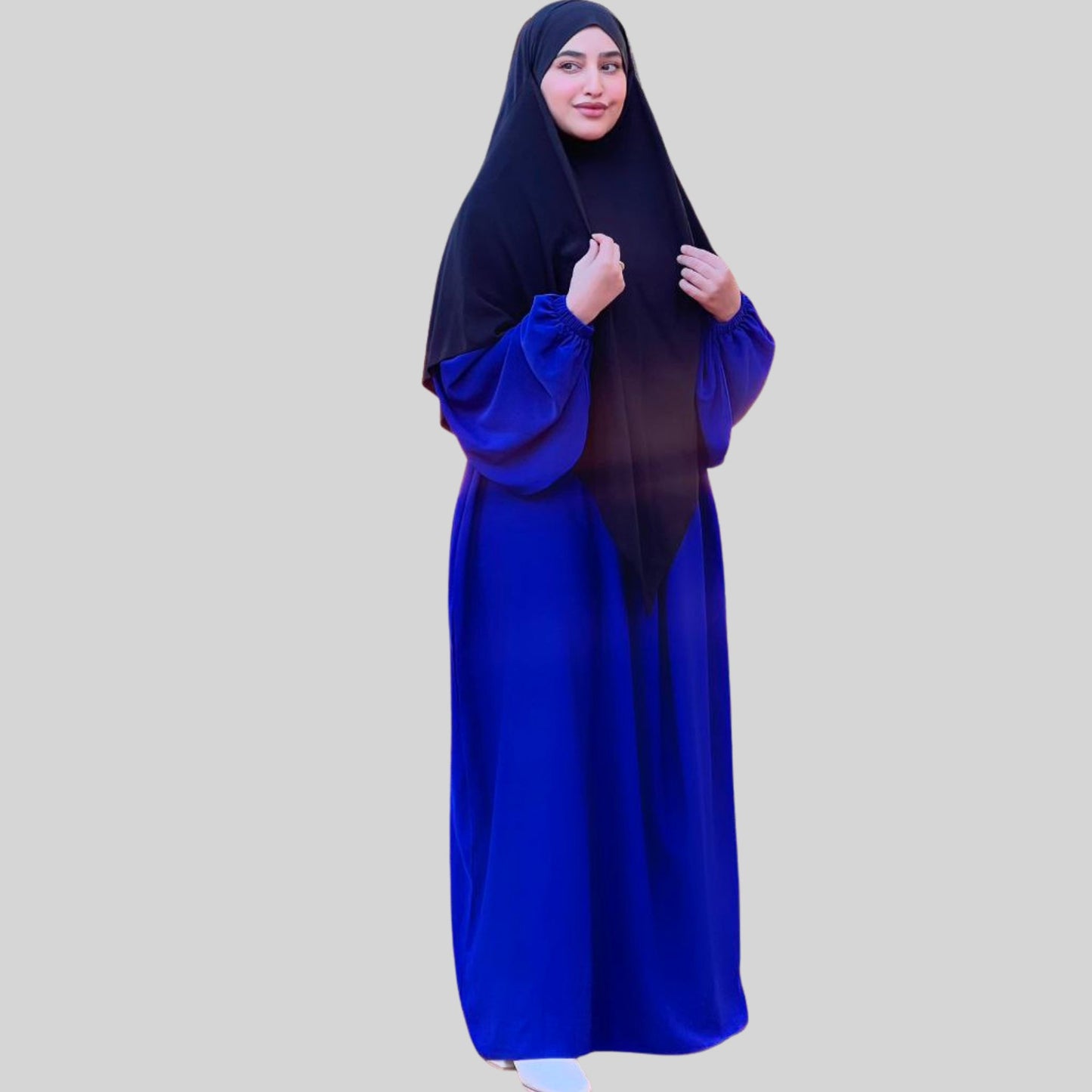 Abaya Al Amira – Couverture complète et confort pendant la prière