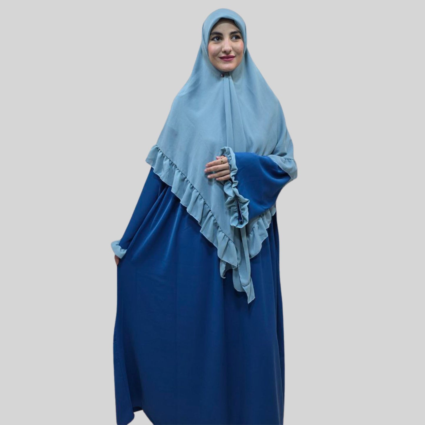 Abaya Hauran avec Foulard à Volants – Votre Choix Idéal