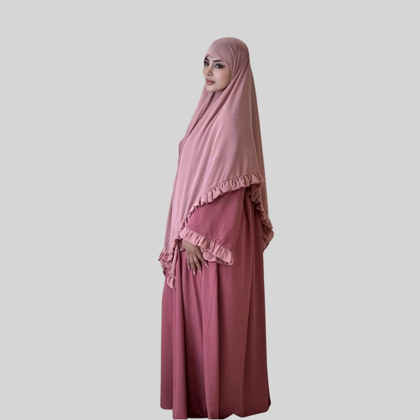 Abaya Hauran avec Foulard à Volants – Votre Choix Idéal