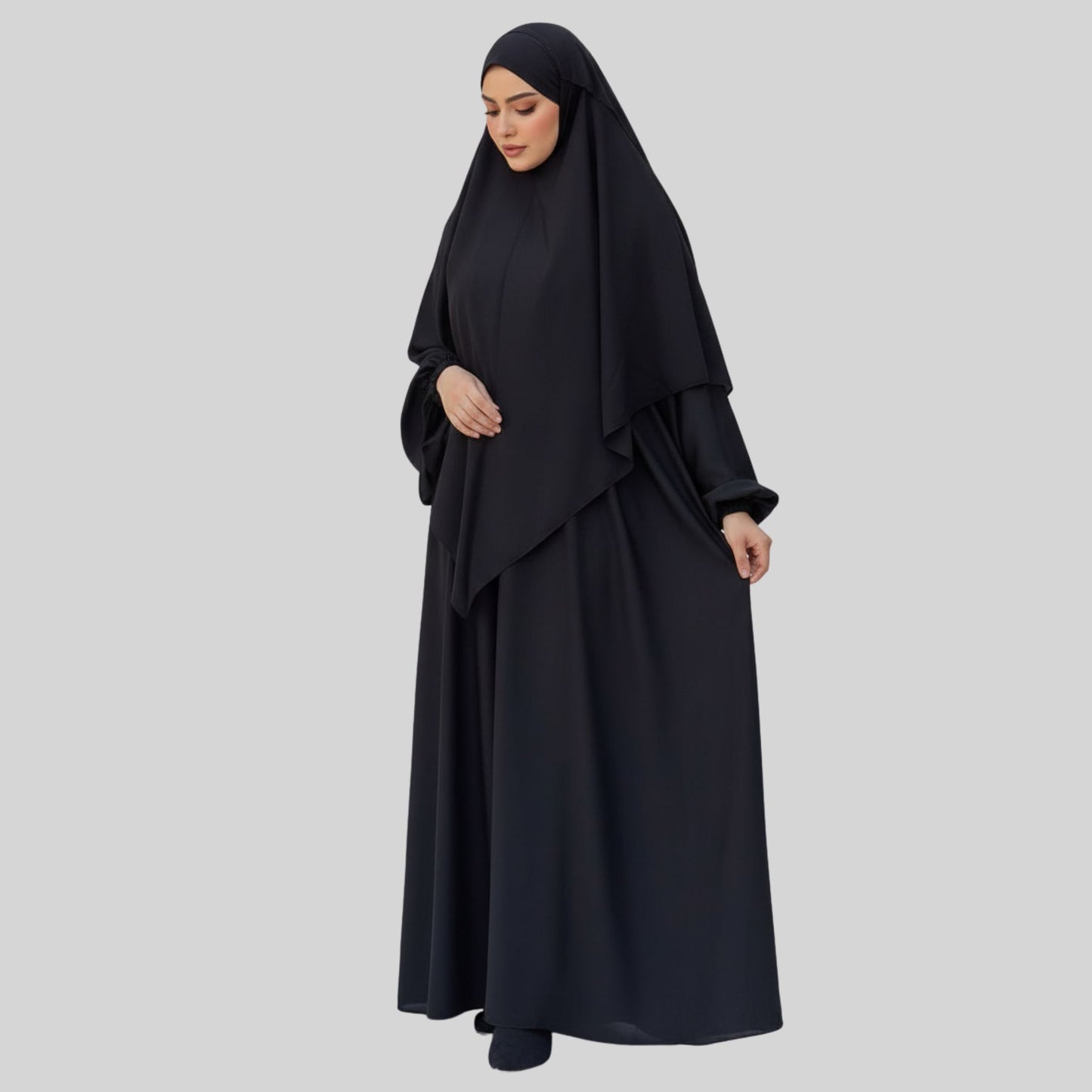 Abaya Amira Noire avec Khimar Intégré – Élégance Intemporelle